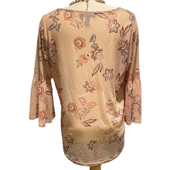LOVE & LEGEND Floral Top Sz 1X Sheer & Stretchy Pretty Curvy Bell Sleeves - Picture 5 of 8